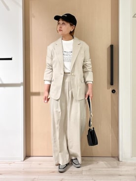 「SHOO・LA・RUE（シューラルー）の【S-LL/セットアップ可/イージーケア/UV】オンにもオフにも 軽やかシングルジャケット（テーラードジャケット、ベージュ系）」を使った、ぷくりんさん（レディース・159cm）の春コーディネート