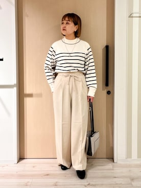 「SHOO・LA・RUE（シューラルー）の【洗濯機可/吸湿発熱】チクチクしにくいもちもちハイネックニット（ニット/セーター、ホワイト系）」を使った、ぷくりんさん（レディース・159cm）の冬コーディネート