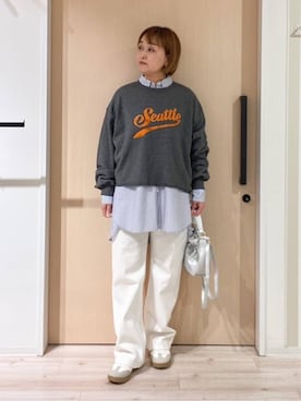 「SHOO・LA・RUE（シューラルー）の【洗濯機可/S-LL】コーデの主役になる ロゴアソート 裏毛スウェット（スウェット、グレー系）」を使った、ぷくりんさん（レディース・159cm）の春コーディネート
