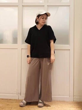 「SHOO・LA・RUE（シューラルー）の【S-LL/UV/ひんやり/抗菌防臭】体型を自然にカバー フレンチリネンブレンド襟付ドルマンシャツ（シャツ/ブラウス、ブラック系）」を使った、machiさん（レディース・159cm）の夏コーディネート