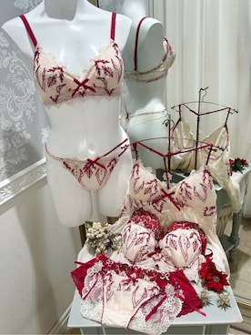 「Risa Magli（リサマリ）の【ジュエリー】 ブラジャー （B-C） ＜S Make Type＞（ブラジャー、レッド系）」を使った、hachiさん（レディース）の秋コーディネート