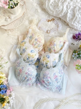 「アイテム（ブラジャー、ブラウン系）」を使った、anさん（レディース・165cm）の春コーディネート