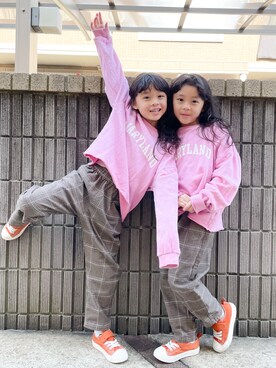 「coca（coca）（コカ）のアイテム（スウェット）」を使った、yuzu/suzuさん（キッズ・120cm）の冬コーディネート