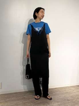 「SLOBE IENA（スローブイエナ）の《4サイズ展開》ピンタックセミフレアパンツ（その他パンツ、ブラック系）」を使った、yukaさん（レディース・172cm）の春コーディネート