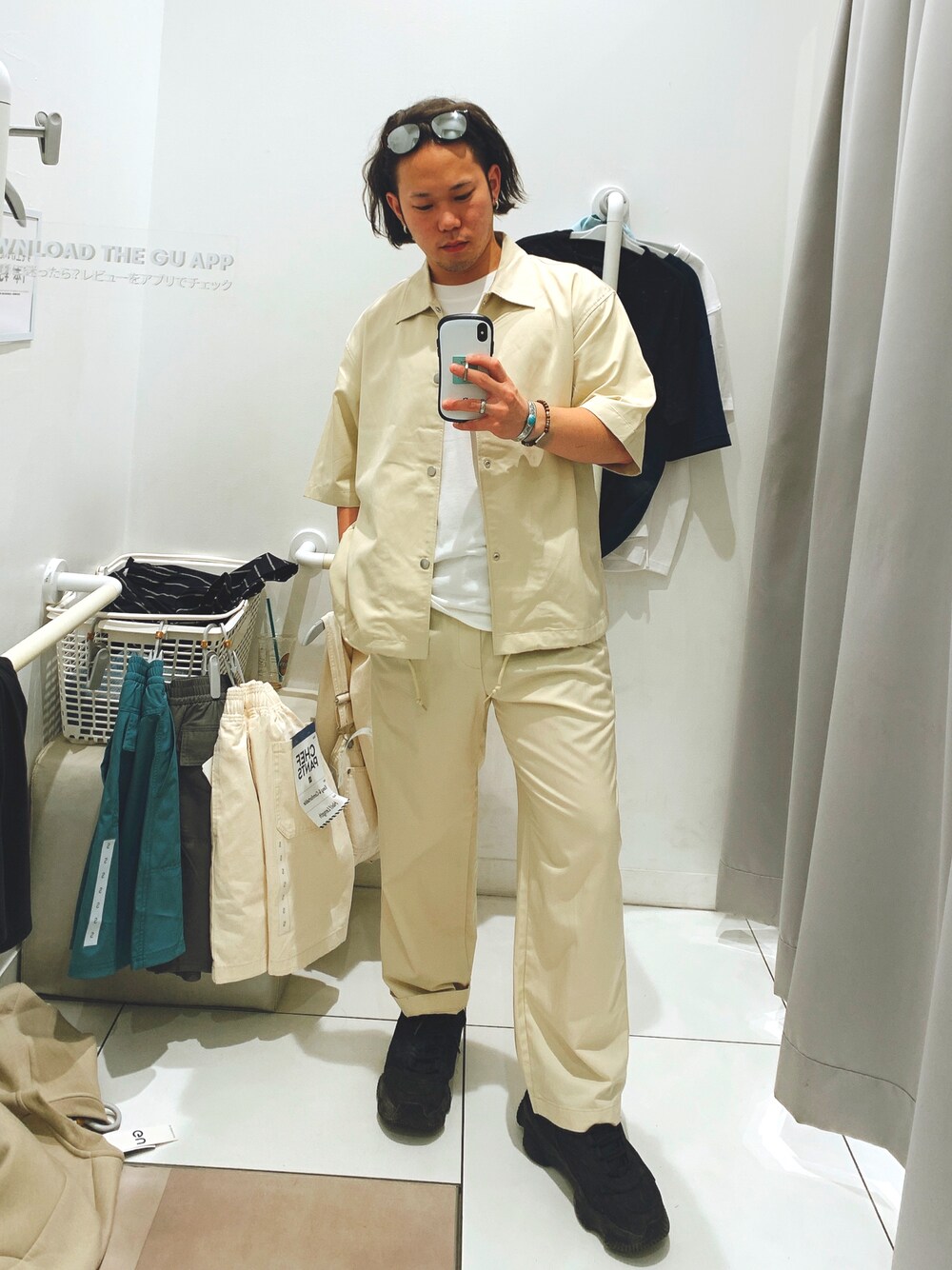 「低身長、初投稿、夏、キレイめ、セットアップ、おしゃれさんと繋がりたい」｜「GUのアイテム（スラックス、ベージュ系）」を使った、wataru  matsumotoさん（メンズ・156cm）の夏コーディネートの1枚目の写真