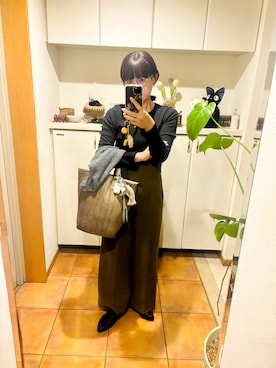 「アイテム（ストール/ショール）」を使った、rieさん（レディース・155cm）の秋コーディネート