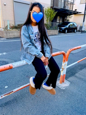 「UGG（アグ）のアイテム（スリッポン）」を使った、rieさん（レディース・155cm）の秋コーディネート