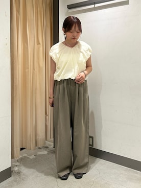 「KBF（ケイビーエフ）のバルーンリボンブラウス（シャツ/ブラウス、ホワイト系）」を使った、さきさん（レディース・153cm）の春コーディネート