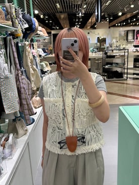 「アイテム（バングル/リストバンド、ベージュ系）」を使った、さきさん（レディース・153cm）の夏コーディネート