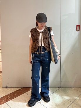 「アイテム（バングル/リストバンド、ベージュ系）」を使った、さきさん（レディース・153cm）の秋コーディネート