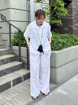 「KBF（ケイビーエフ）のアイレットエンブロイダリーパンツ（その他パンツ、ホワイト系）」を使った、さきさん（レディース・153cm）の夏コーディネート