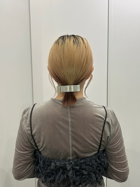 「アイテム（バレッタ/ヘアクリップ、シルバー系）」を使った、さきさん（レディース・153cm）の秋コーディネート