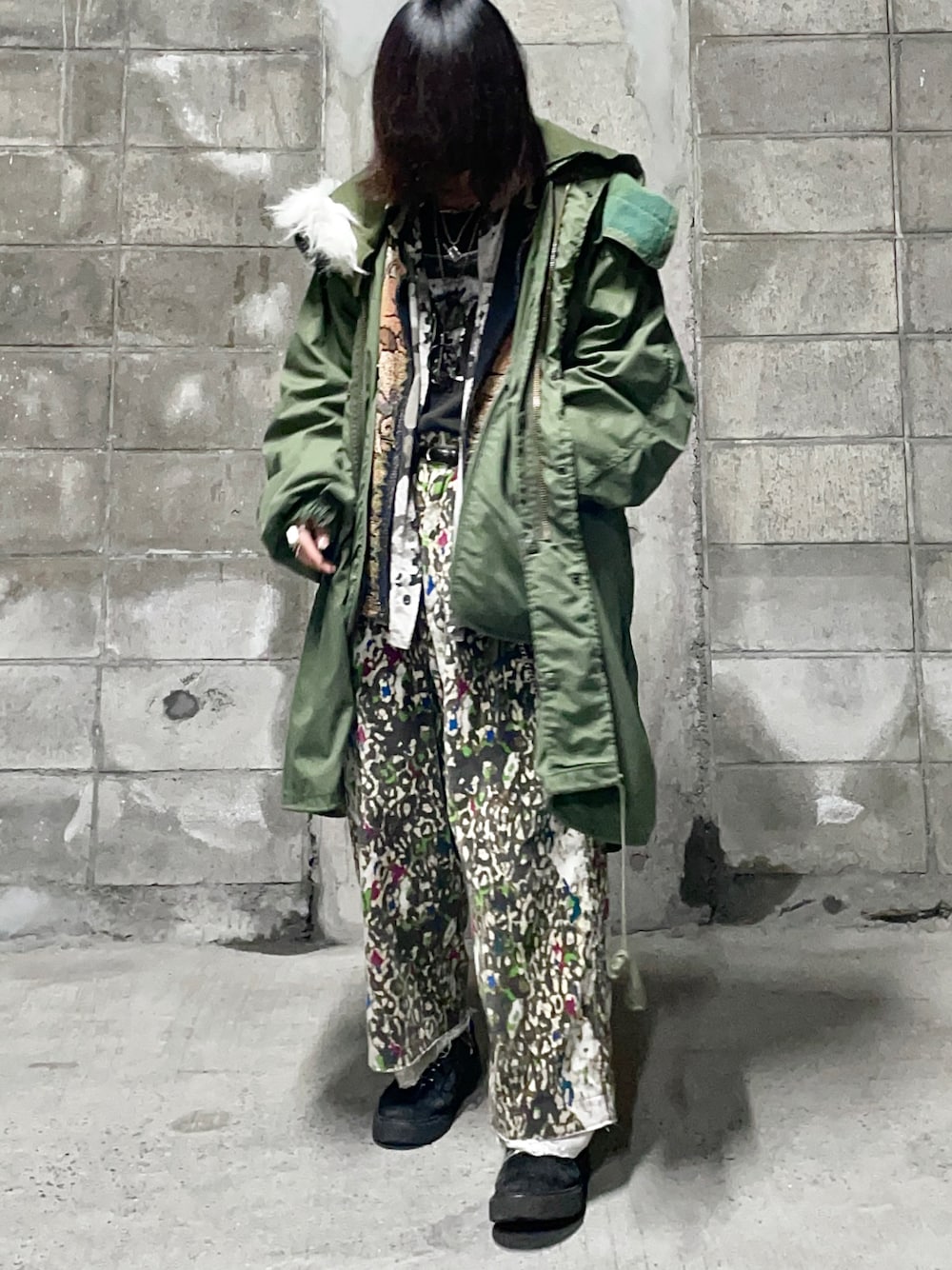 「M65、グランジ、レイヤードstyle、パンク、vintage style、古着ミックス、grunge、柄×柄、モッズコート、M-65、punk」｜「MILITARYのアイテム（モッズコート、グリーン系）」を使った、なしさん（メンズ・161cm）の春コーディネートの1枚目の写真