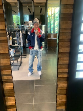 「DSQUARED2（ディースクエアード）のアイテム（ブルゾン）」を使った、光士さん（メンズ・181cm）の冬コーディネート