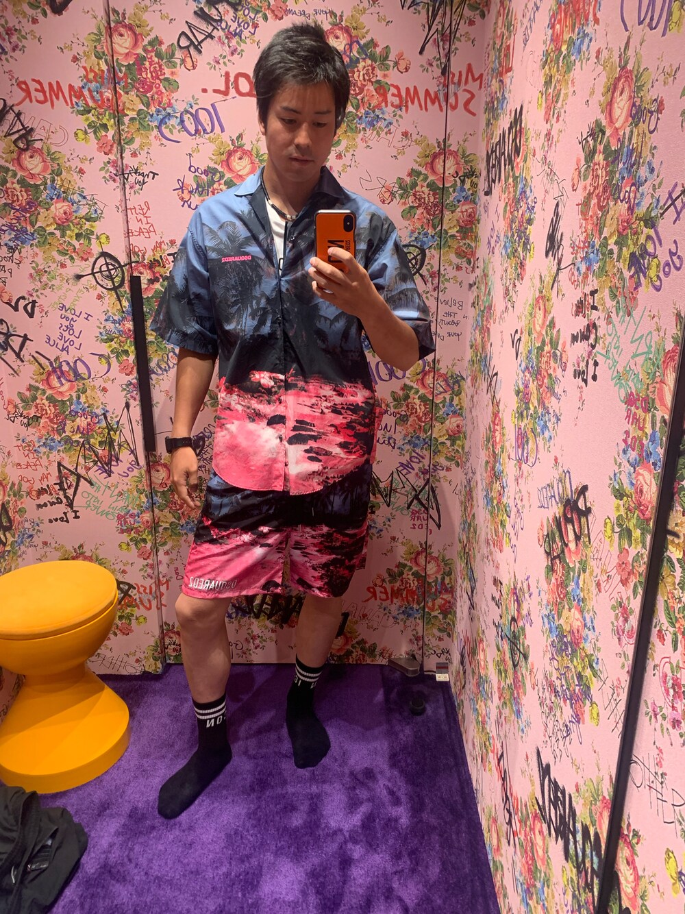「DSQUARED2のアイテム（シャツ/ブラウス、その他）」を使った、光士さん（メンズ・181cm）の夏コーディネートの1枚目の写真