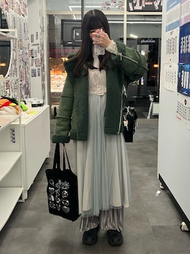 「アイテム（チャーム）」を使った、meriさん（レディース・168cm）の秋コーディネート