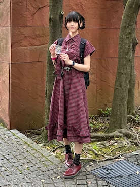 「Dr. Martens（ドクターマーチン）のアイテム（シューズ）」を使った、meriさん（レディース・168cm）の秋コーディネート