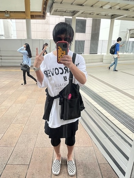 「VANS（バンズ）のアイテム（サンダル）」を使った、美由起さん（メンズ・168cm）の秋コーディネート