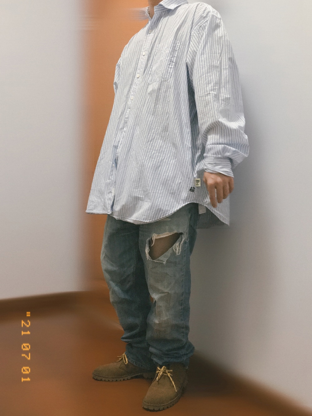 「ootd、夏、街头搭配、oversize、日系极简、牛仔裤」｜「Levi'sのアイテム（デニムパンツ、ブルー系）」を使った、user_729さん（メンズ・167cm）の夏コーディネートの1枚目の写真