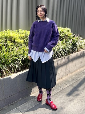 「アイテム（ニット/セーター）」を使った、AKARIさん（レディース・163cm）の秋コーディネート