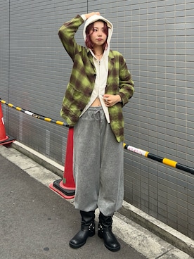 「アイテム（その他アウター）」を使った、AKARIさん（レディース・163cm）の秋コーディネート