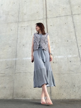 「アイテム（サンダル）」を使った、Rieさん（レディース・168cm・50代）の秋コーディネート