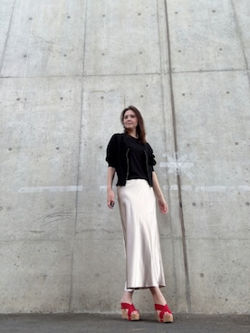 「アイテム（スカート）」を使った、Rieさん（レディース・168cm・50代）の秋コーディネート