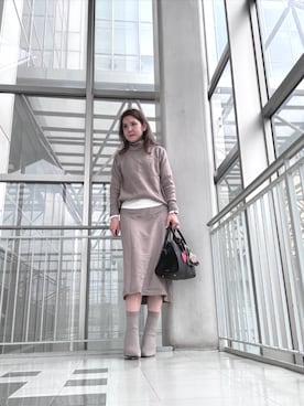 「UNIQLO（ユニクロ）の3Dスフレヤーンスカート（スカート、ブラウン系）」を使った、Rieさん（レディース・168cm）の春コーディネート