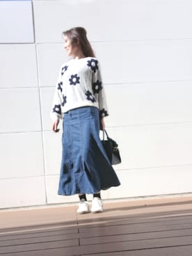 「しまむら（シマムラ）のしまむら　フラワーニット（ニット/セーター、ホワイト系）」を使った、Rieさん（レディース・168cm）の夏コーディネート
