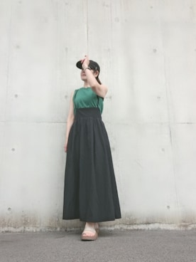 「BEAUTY&YOUTH UNITED ARROWS（ビューティーアンドユースユナイテッドアローズ）のナイロンコットン ギャザーキャミワンピース 23SS（ワンピース、ブラック系）」を使った、Rieさん（レディース・168cm）の秋コーディネート