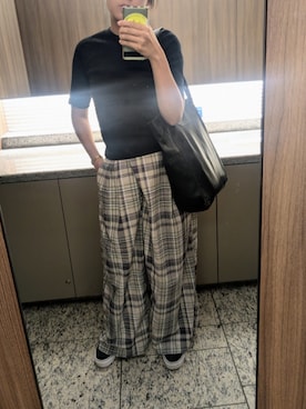 「MOUSSY（マウジー）のアイテム（その他パンツ）」を使った、ai*さん（レディース・165cm）の秋コーディネート