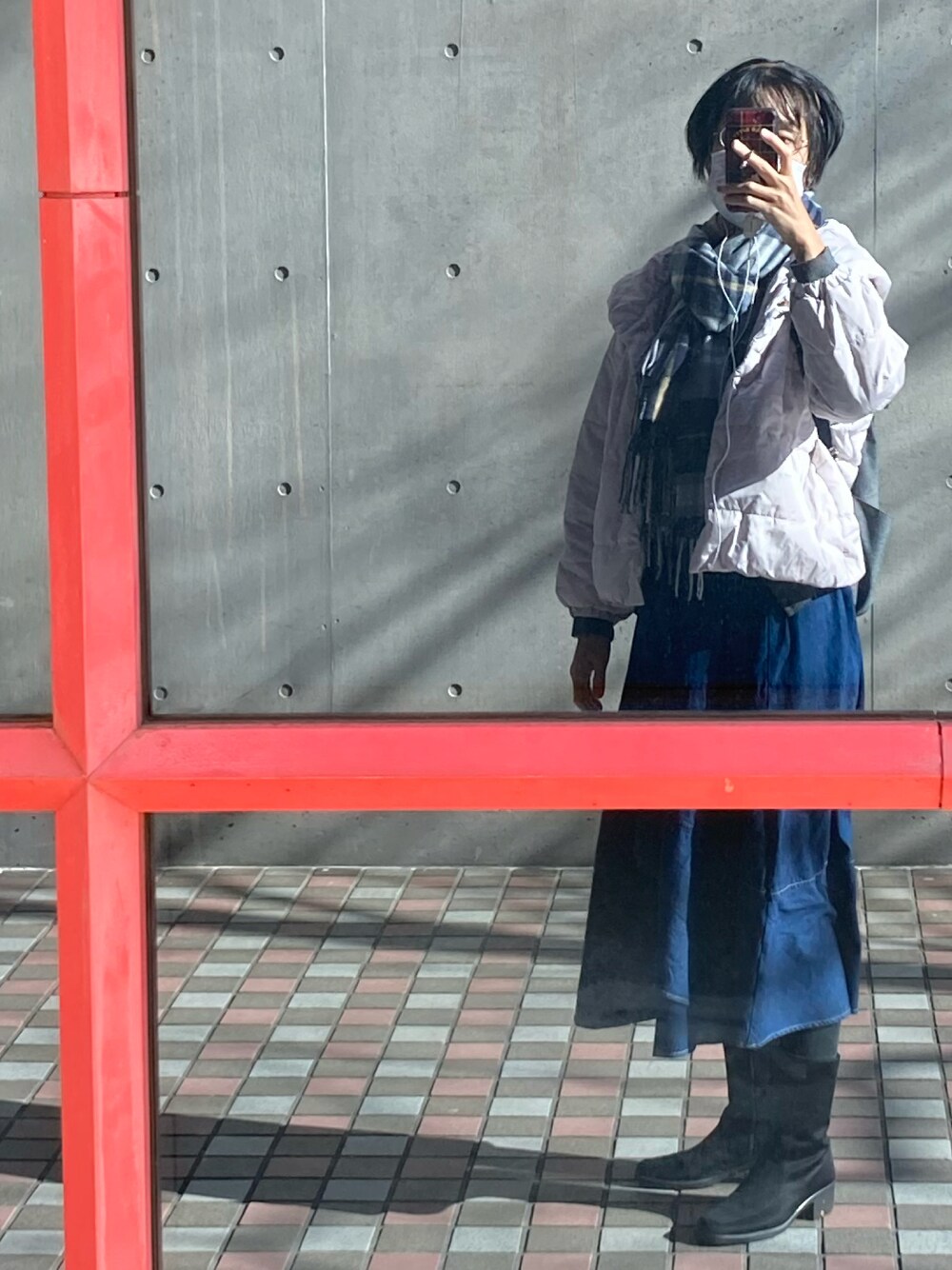 「山下公園、walking、おさんぽ、お散歩♪」｜「高島屋のアイテム（ブーツ、ブラック系）」を使った、MAKI  MINATO さん（レディース・168cm）の秋コーディネートの1枚目の写真