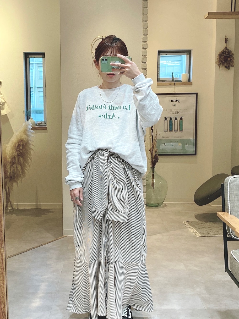 「ゆったりコーデ、低身長、プチプラ、カジュアルコーデ」｜「DHOLICのアイテム（シャツワンピース、ベージュ系）」を使った、ミキティさん（レディース・156cm）の秋コーディネートの1枚目の写真