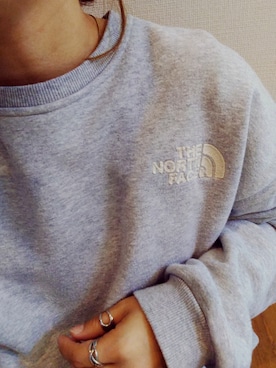 「ザノースフェイス」｜「アイテム（スウェット）」を使った、ちょこびすさん（レディース・155cm）の春コーディネート