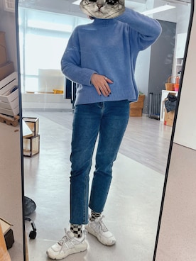 「日系极简」｜「アイテム（スニーカー）」を使った、Jasmine さん（レディース・170cm）の秋コーディネート