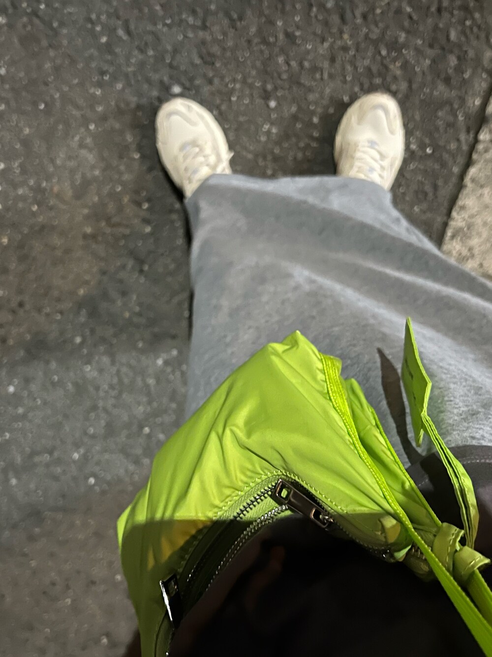「omekashi」｜「Omekashiの起毛ナロースカート（スカート、グレー系）」を使った、s__s1987さん（レディース・156cm）の秋コーディネートの1枚目の写真