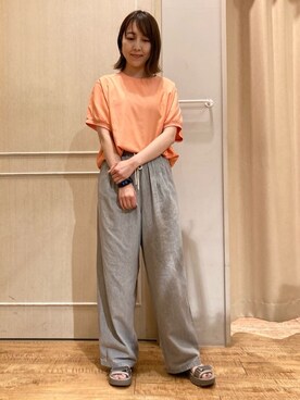 「DRESKIP（ドレスキップ）の【ひんやり／洗濯後しわになりにくい】リブ切り替えドルマンブラウス（シャツ/ブラウス、オレンジ系）」を使った、hashiさん（レディース・163cm）の夏コーディネート