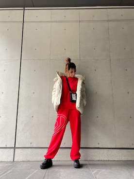 「DIESEL（ディーゼル）のアイテム（その他パンツ）」を使った、出戻りRenさん（レディース・168cm）の冬コーディネート
