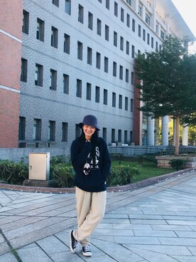 「Roots Canadaのアイテム（トップス）」を使った、きょうこさん（レディース・162cm）の秋コーディネート