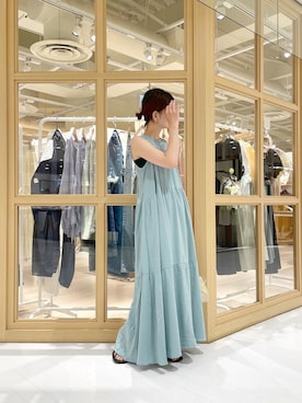 「mystic（ミスティック）の【サイズ展開あり】バックシャンティアードワンピース（ワンピース、ブルー系）」を使った、shiraiさん（レディース・160cm）の夏コーディネート