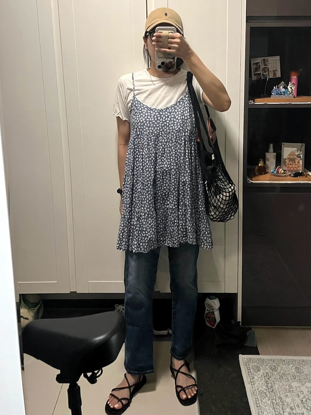 「韓国ファッション、デニムコーデ、ユニクロ、30代コーデ、ALAND、韓国好きな人と繋がりたい、夏コーデ」｜「ALANDのアイテム（ワンピース/ドレス、ブルー系）」を使った、miihooさん（レディース・162cm）の夏コーディネートの1枚目の写真