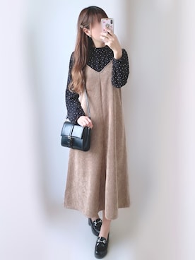 「Honeys」｜「アイテム（ジャンパースカート）」を使った、𝕐𝕦𝕜𝕚◡̈*♡さん（レディース・160cm）の秋コーディネート