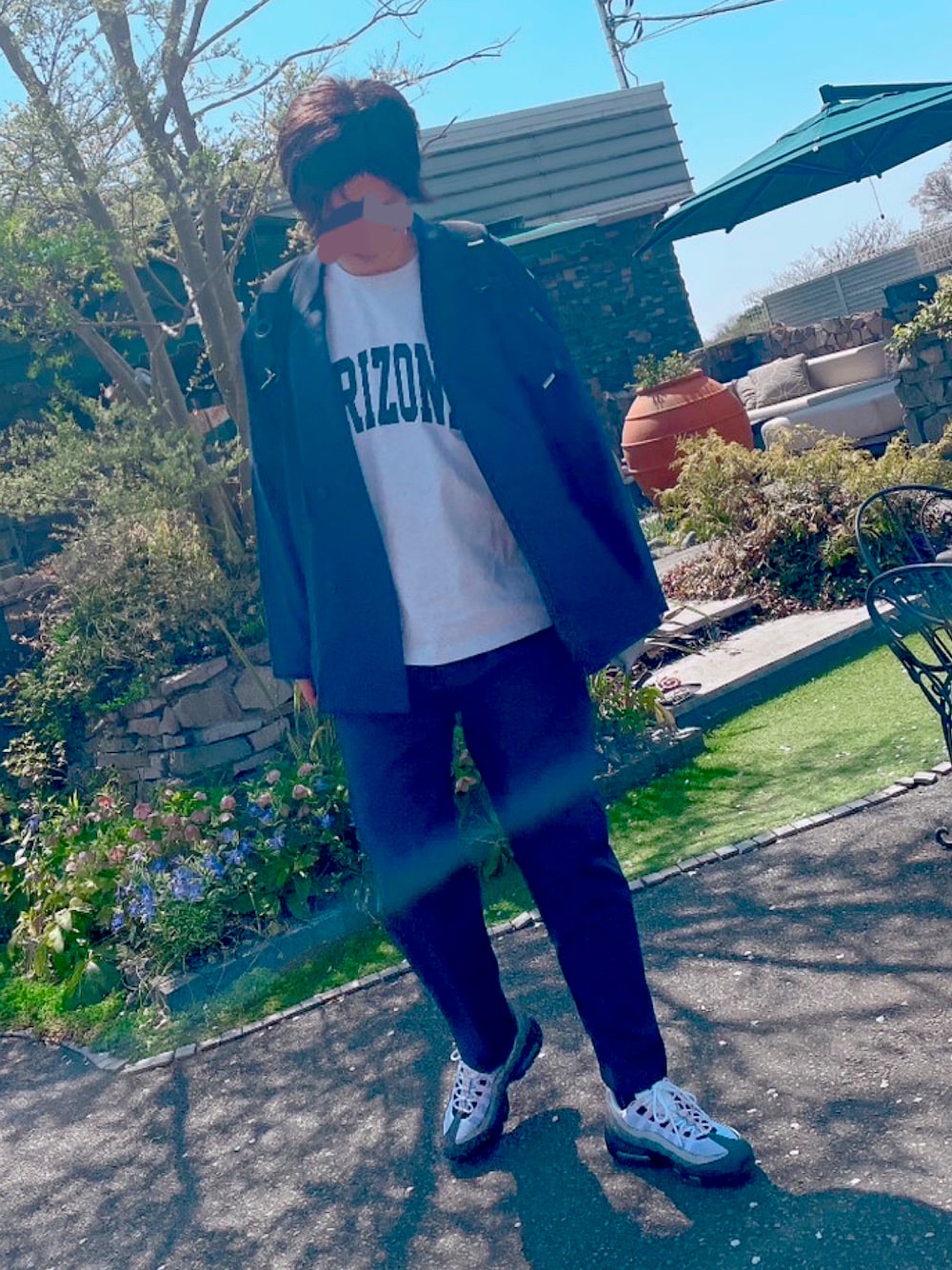 「カジュアル、セットアップ、スニーカー、春服みてみて」｜「古着のアイテム（Tシャツ/カットソー、グレー系）」を使った、🎖🐢🎖さん（メンズ・175cm）の春コーディネートの1枚目の写真