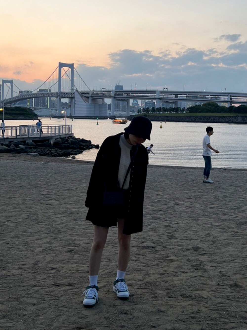 「HELK、ZARA、TELFAR、adidas、forum」｜「HELKのアイテム（ジャケット/アウター、ブルー系）」を使った、mikuさん（レディース・150cm）の秋コーディネートの1枚目の写真