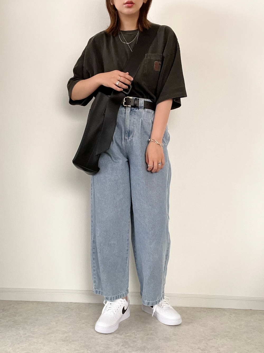 maiko さんの「《JaVa ジャバコラボ》古着風ストリートMIX。綿100%ヘヴィーウエイト胸ポケピグメントTシャツ（Java）」を使ったコーディネートの1枚目の写真