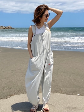 「海」｜「アイテム（サロペット/オーバーオール）」を使った、まちょさん（レディース・156cm）の夏コーディネート