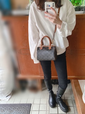 「セリーヌ」｜「アイテム（ブーツ）」を使った、zuさん（レディース・162cm）の秋コーディネート