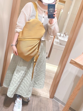 「ISSEY MIYAKE（イッセイミヤケ）のアイテム（バックパック/リュック、イエロー系）」を使った、はるさん（レディース・156cm）の夏コーディネート