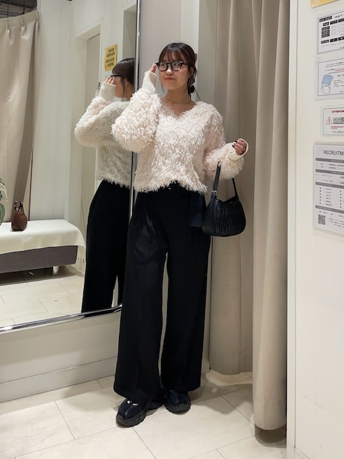 ベルト付きハイウエストタックパンツ（スラックス）｜Thevon