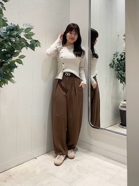 「Thevon（ゼボン）のアシメネックボタンリブニット（ニット/セーター）」を使った、Risaさん（レディース・162cm）の秋コーディネート